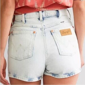 Wrangler 30 Shorts High Rise Festival Short in Be The Storm 5 pockets NWT